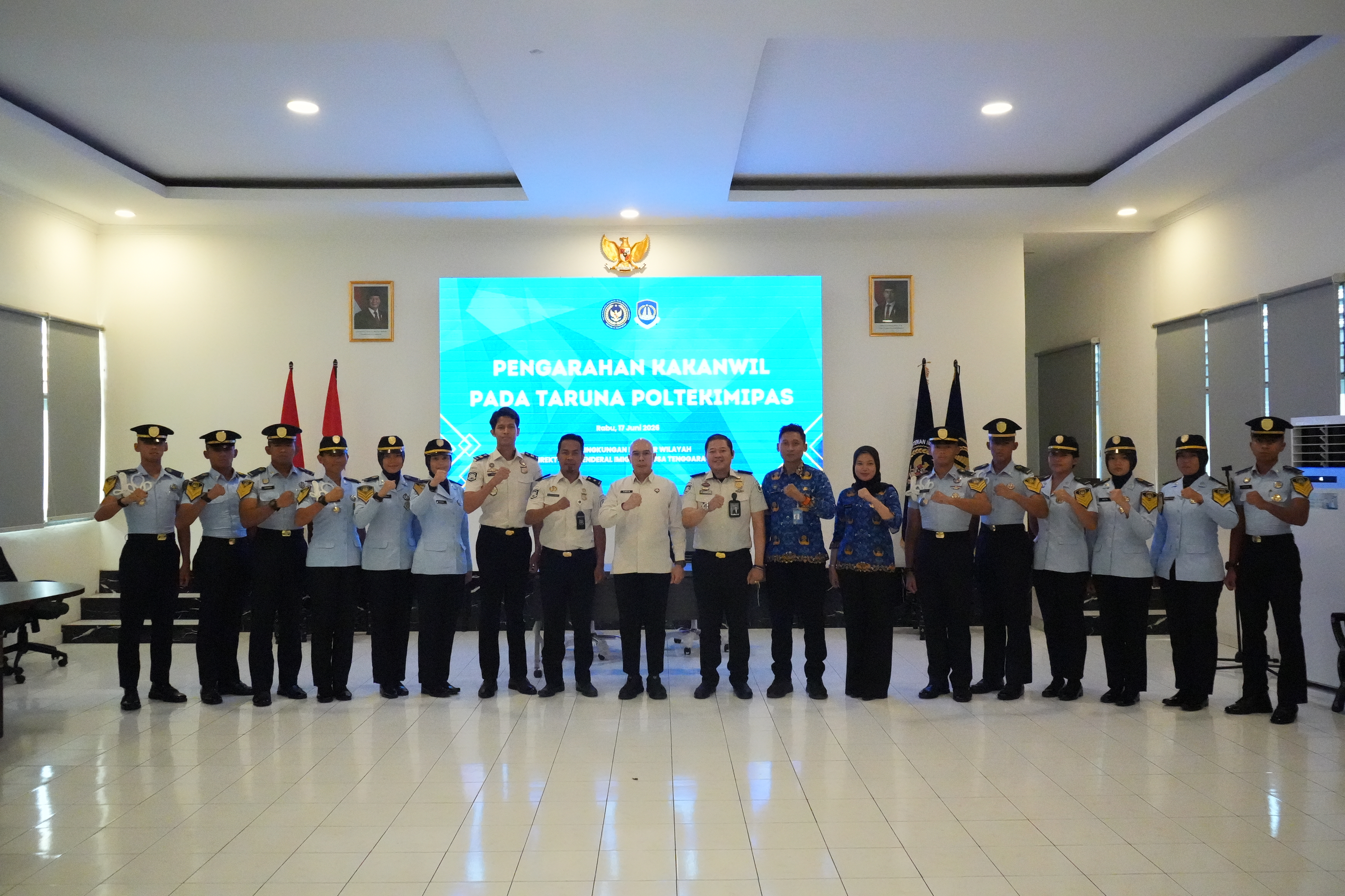 Kakanwil Ditjen Imigrasi NTB Berikan Pengarahan kepada Taruna Poltekimipas Program Studi Keimigrasian